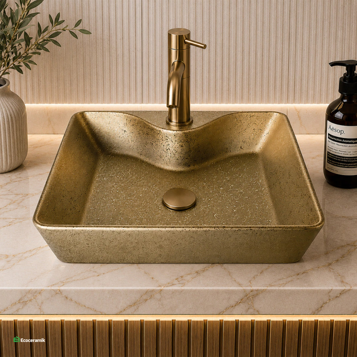 Ovalín de Loza (526) Mod.Rectangular Dorado Texturado 48X37X13 - Fratelli